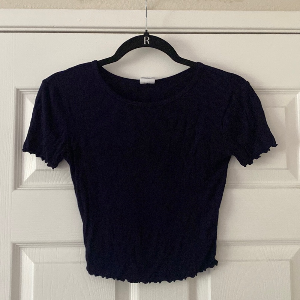 Tilly’s - Destined brand Crop Top